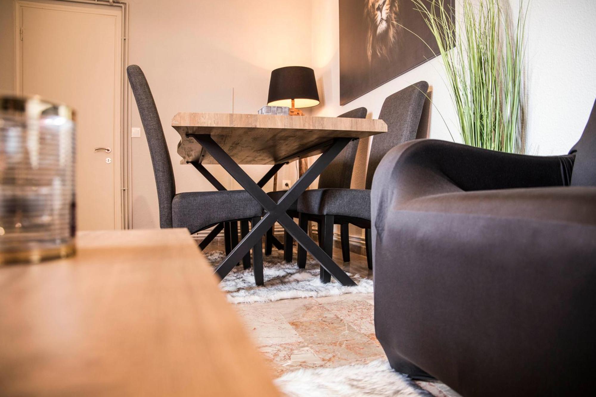 Suburban Casa Apartment *